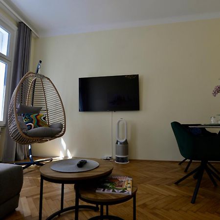 Kaiserstadt Apartment Wina Bagian luar foto