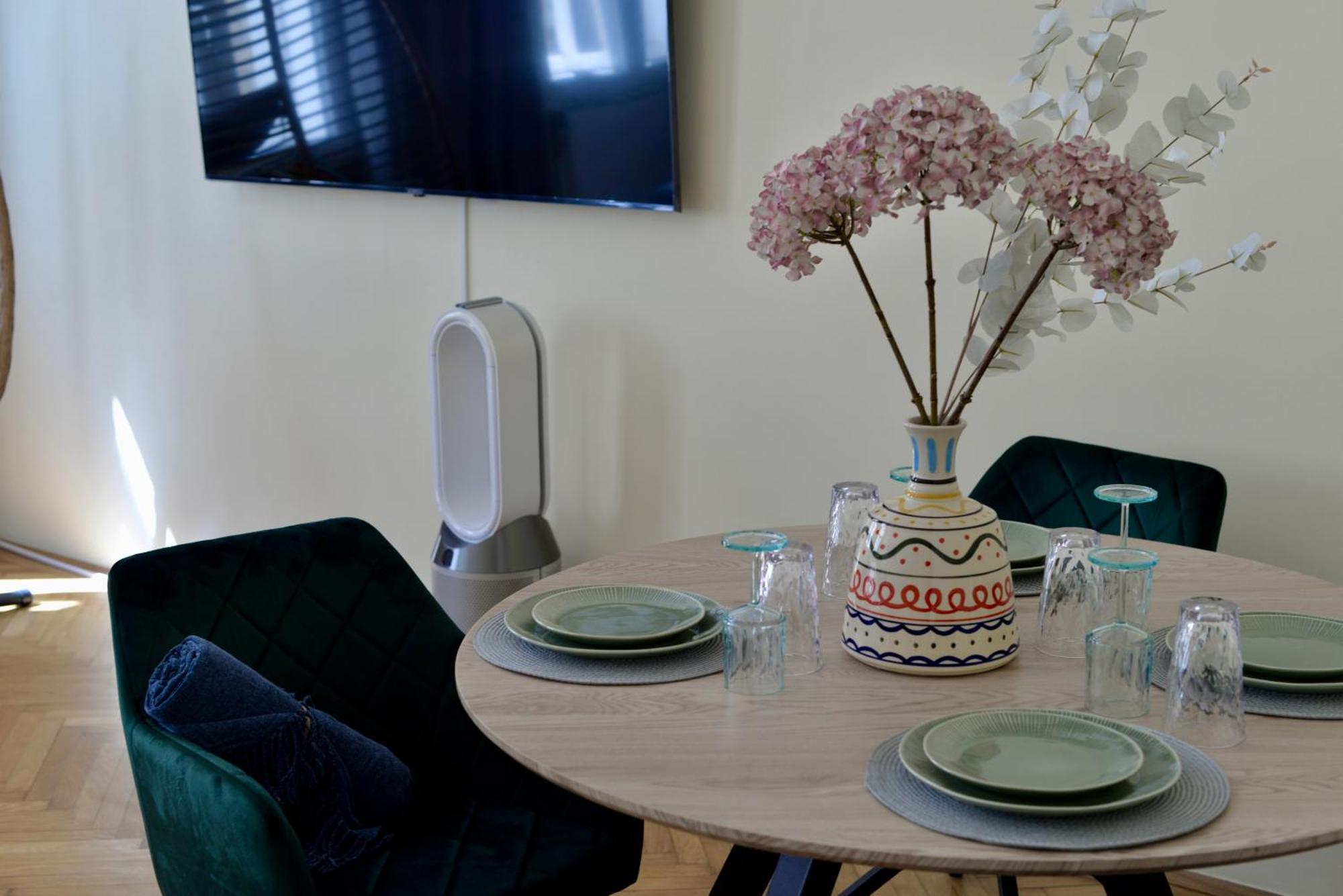 Kaiserstadt Apartment Wina Bagian luar foto